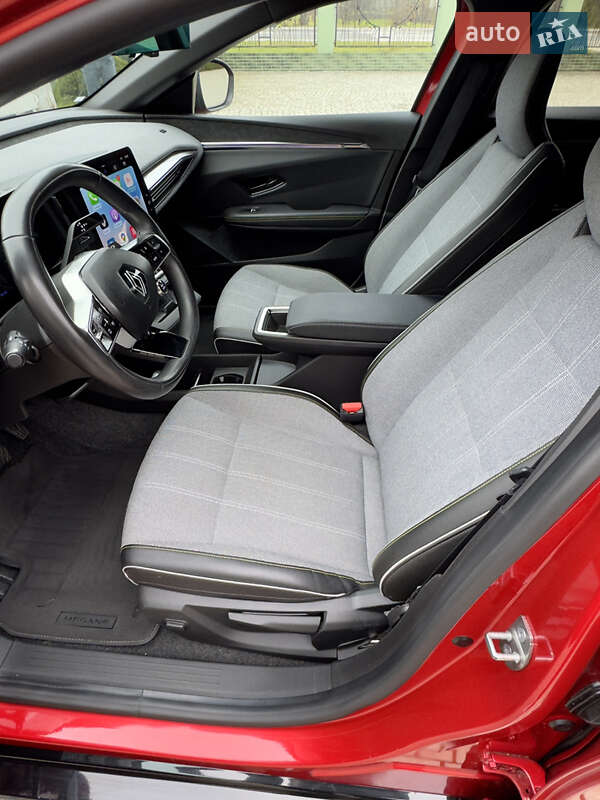 Позашляховик / Кросовер Renault Megane E-Tech Electric 2023 в Самборі фото 58 Позашляховик / Кросовер Renault Megane E-Tech Electric 2023 в Самборі