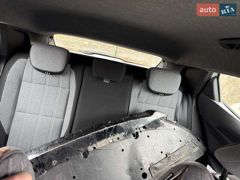 Внедорожник / Кроссовер Renault Megane E-Tech Electric 2024 в Луцке