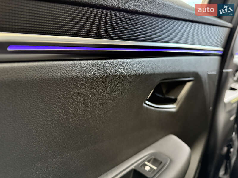 Внедорожник / Кроссовер Renault Megane E-Tech Electric 2025 в Луцке