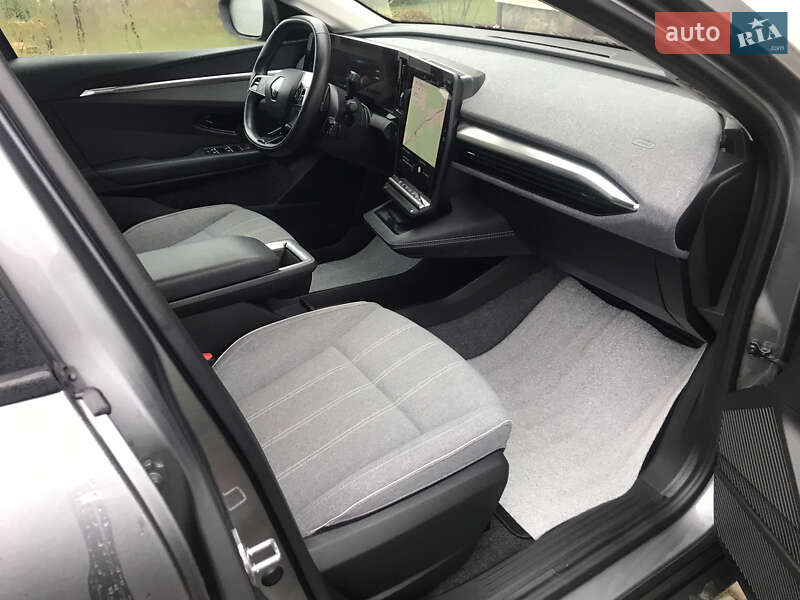 Позашляховик / Кросовер Renault Megane E-Tech Electric 2022 в Рівному