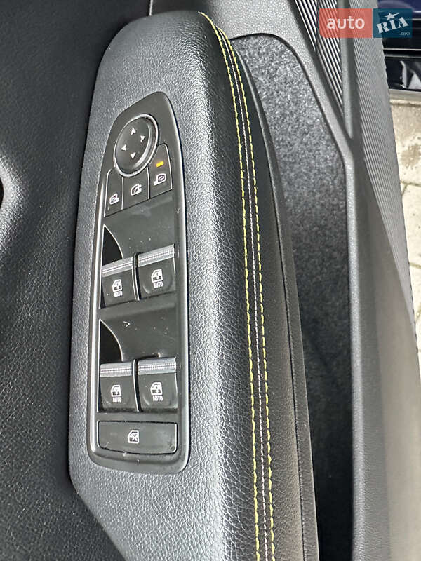 Позашляховик / Кросовер Renault Megane E-Tech Electric 2022 в Долині