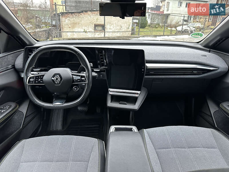 Позашляховик / Кросовер Renault Megane E-Tech Electric 2022 в Долині