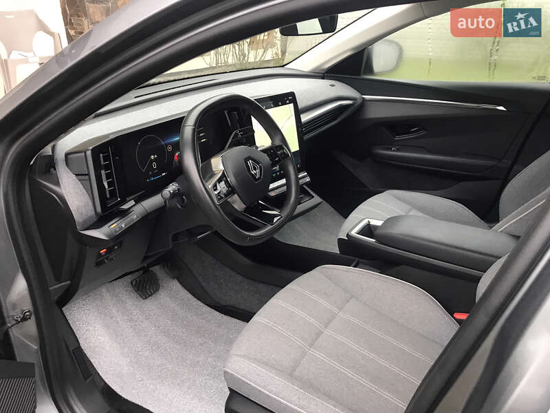 Внедорожник / Кроссовер Renault Megane E-Tech Electric 2022 в Ровно