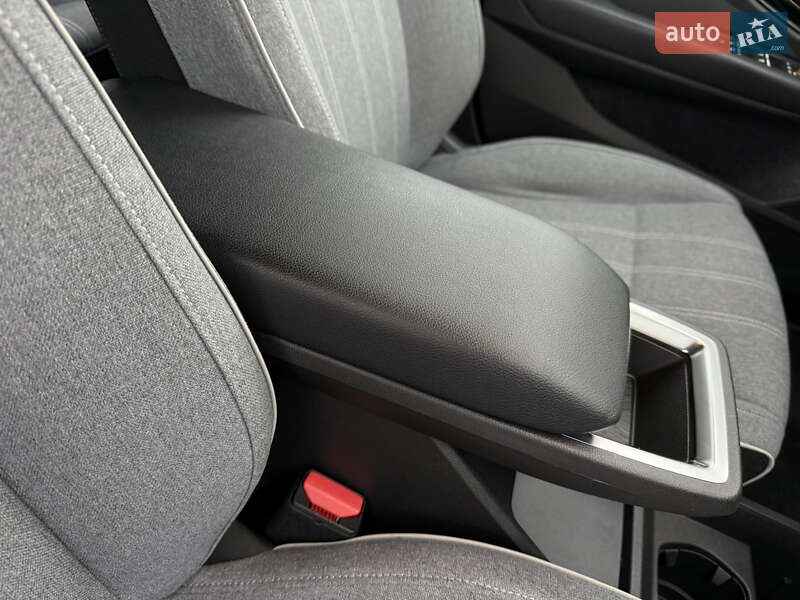 Внедорожник / Кроссовер Renault Megane E-Tech Electric 2022 в Виннице фото 26 Внедорожник / Кроссовер Renault Megane E-Tech Electric 2022 в Виннице