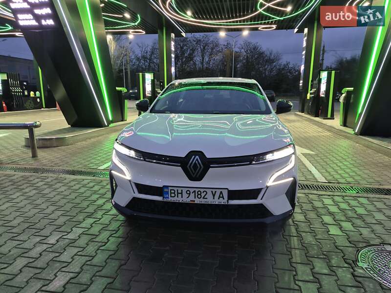 Позашляховик / Кросовер Renault Megane E-Tech Electric 2022 в Одесі
