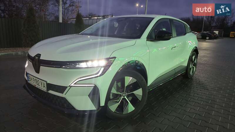 Позашляховик / Кросовер Renault Megane E-Tech Electric 2022 в Одесі