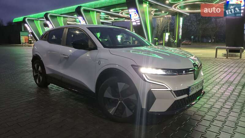 Позашляховик / Кросовер Renault Megane E-Tech Electric 2022 в Одесі