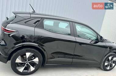 Внедорожник / Кроссовер Renault Megane E-Tech Electric 2023 в Дубно
