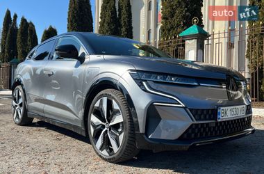 Позашляховик / Кросовер Renault Megane E-Tech Electric 2023 в Дубні