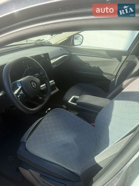 Внедорожник / Кроссовер Renault Megane E-Tech Electric 2023 в Житомире