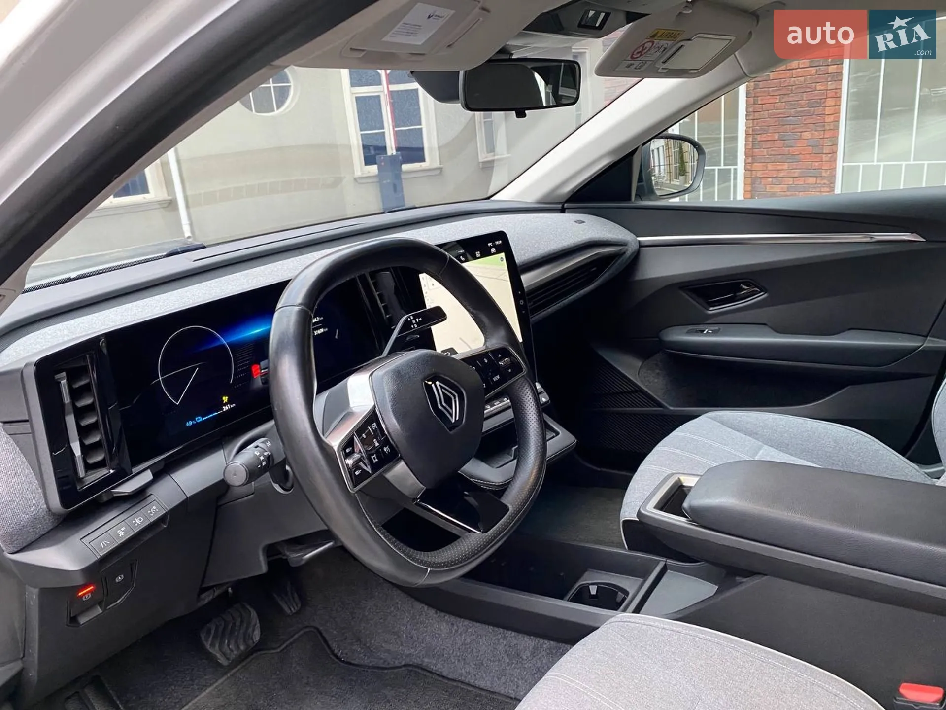 Renault Megane E-Tech Electric 2022 VIN VF1RCB00369797020 фото оголошення 12 з 17