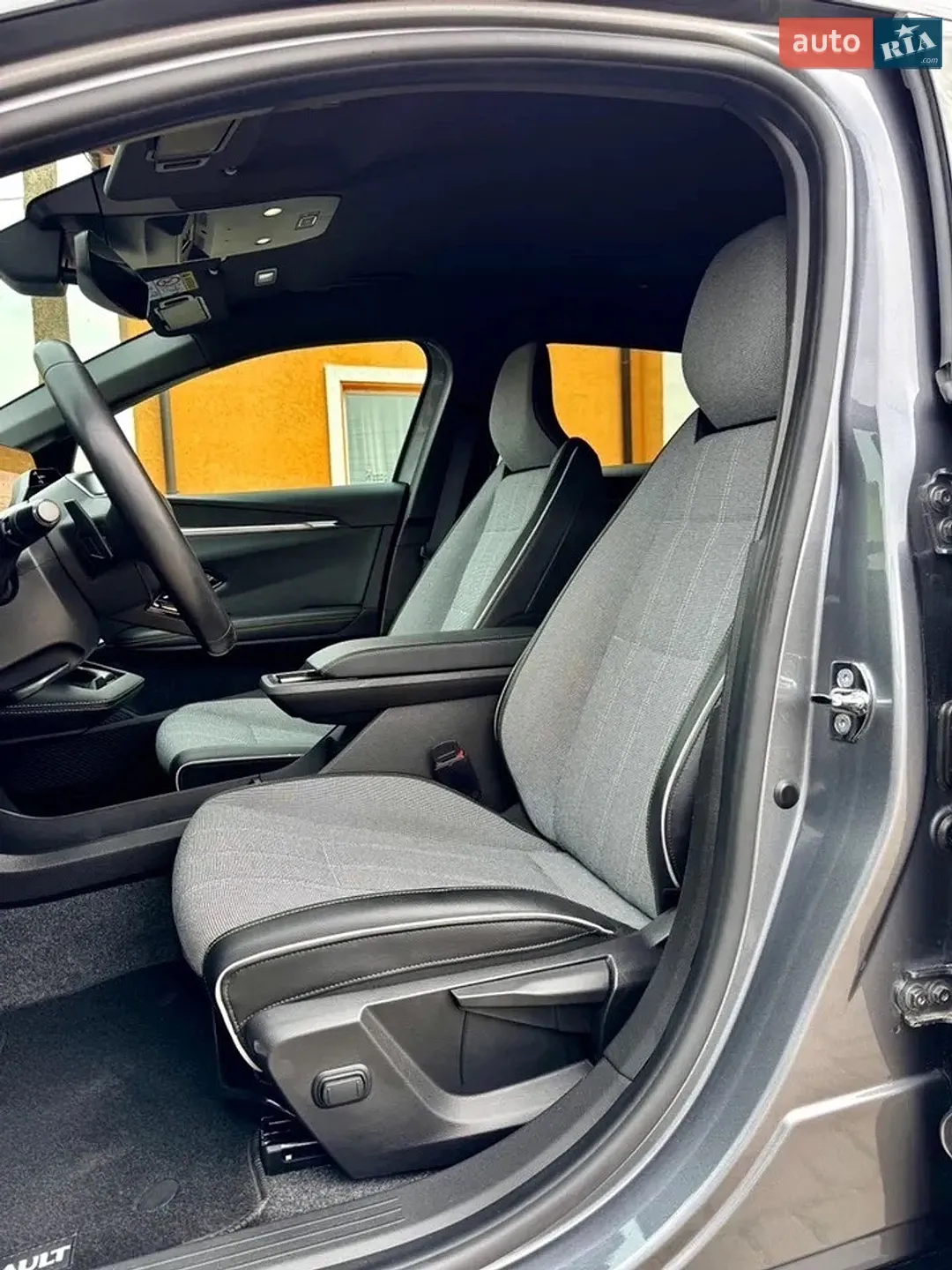 2023 Renault Megane - мініатюра 75