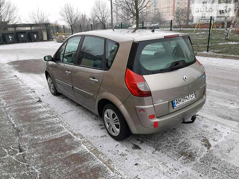 Хэтчбек Renault Megane Scenic 2009 в Житомире