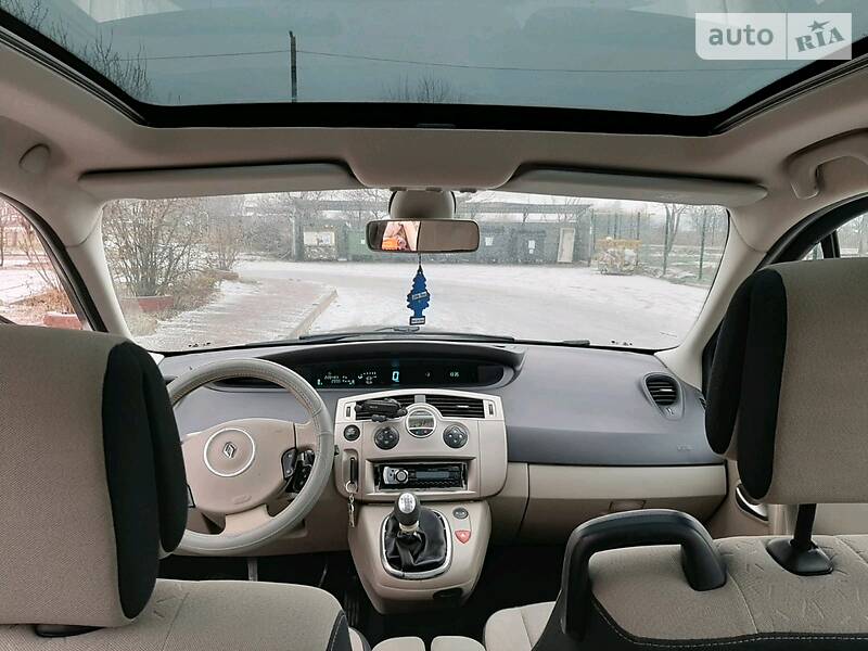 Хэтчбек Renault Megane Scenic 2009 в Житомире