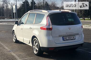 Минивэн Renault Megane Scenic 2014 в Днепре