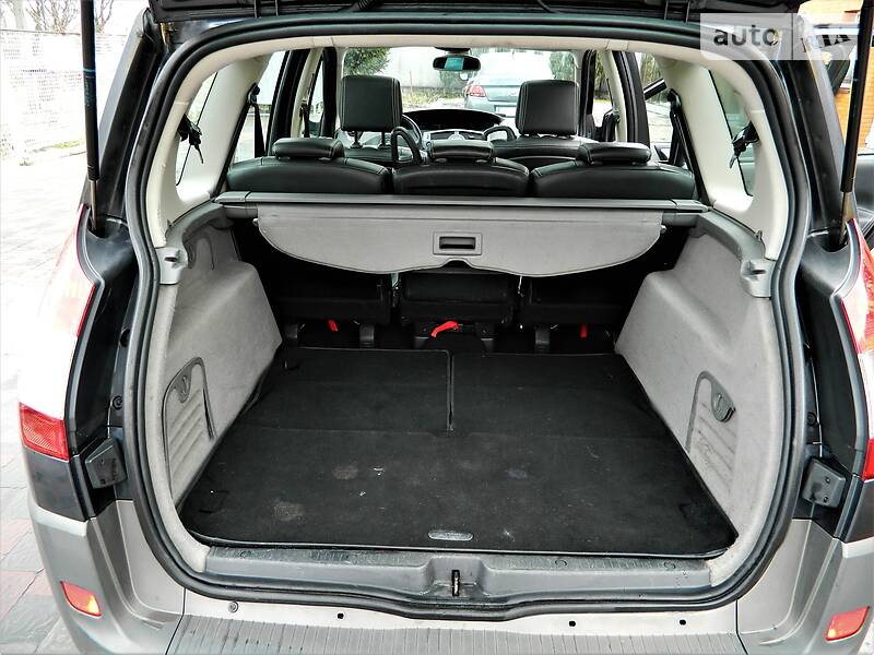 Мінівен Renault Megane Scenic 2005 в Рівному
