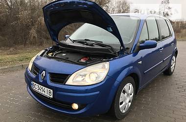 Хетчбек Renault Megane Scenic 2007 в 