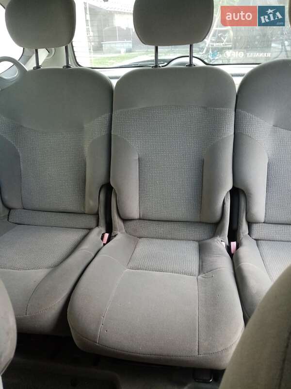 Минивэн Renault Megane Scenic 2002 в Надворной