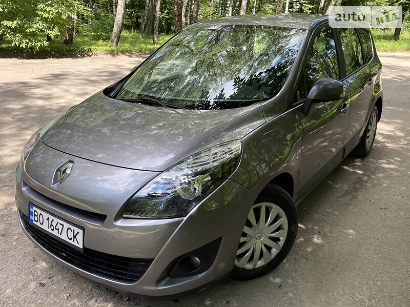 Мінівен Renault Megane Scenic 2009 в Тернополі