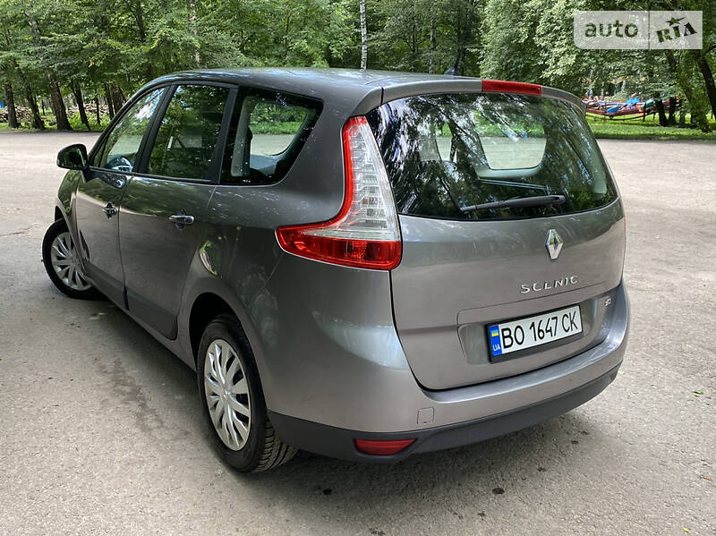 Мінівен Renault Megane Scenic 2009 в Тернополі