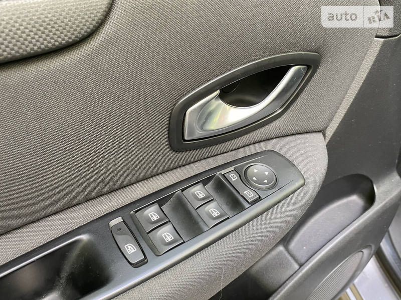 Мінівен Renault Megane Scenic 2009 в Тернополі