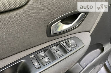 Мінівен Renault Megane Scenic 2009 в 