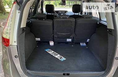 Мінівен Renault Megane Scenic 2009 в 