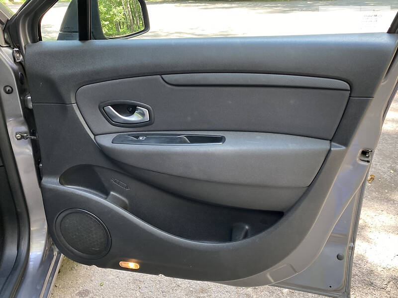 Мінівен Renault Megane Scenic 2009 в Тернополі