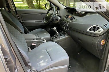 Мінівен Renault Megane Scenic 2009 в 