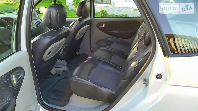 Минивэн Renault Megane Scenic 2002 в Коломые