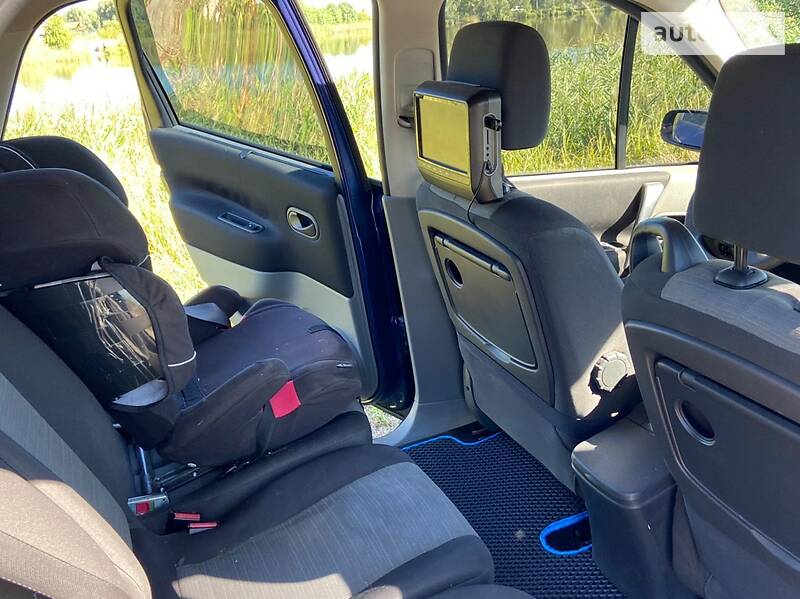 Хетчбек Renault Megane Scenic 2006 в Києві