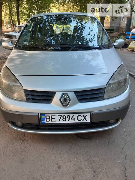 Хэтчбек Renault Megane Scenic 2004 в Первомайске