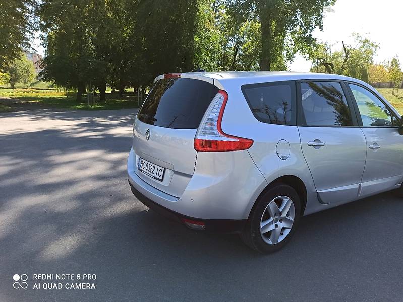 Универсал Renault Megane Scenic 2015 в Виннице
