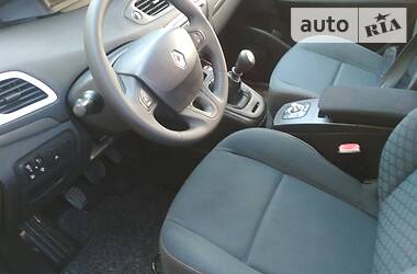 Минивэн Renault Megane Scenic 2009 в Дубно