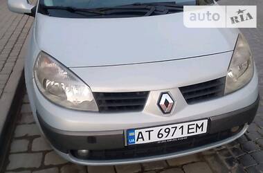 Минивэн Renault Megane Scenic 2005 в 