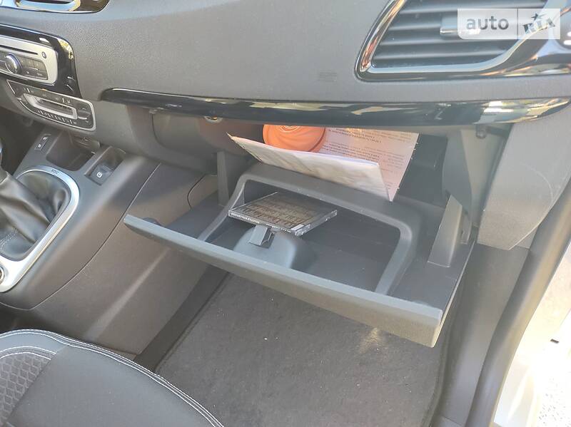 Мінівен Renault Megane Scenic 2016 в Бориславі