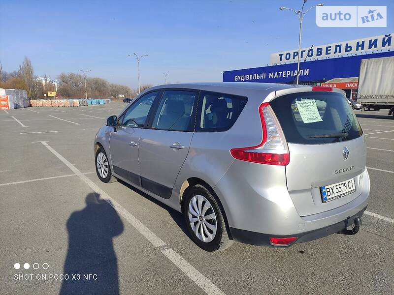 Минивэн Renault Megane Scenic 2010 в Каменец-Подольском