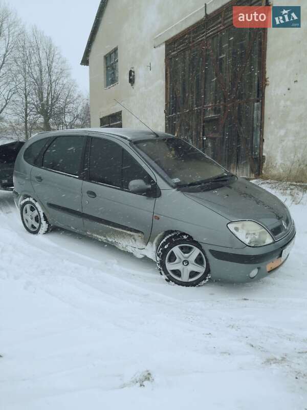 Минивэн Renault Megane Scenic 2001 в Подгайцах
