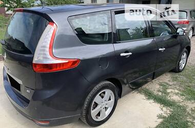 Универсал Renault Megane Scenic 2010 в Киеве