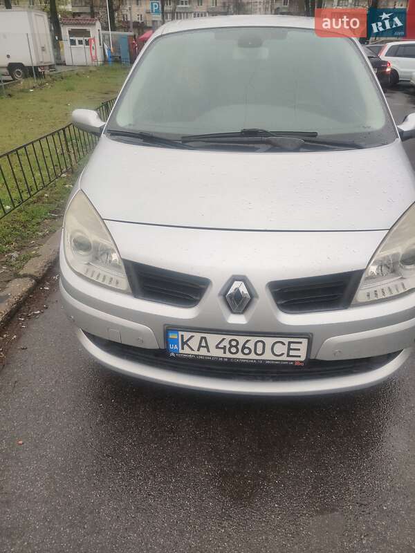 Минивэн Renault Megane Scenic 2007 в Киеве