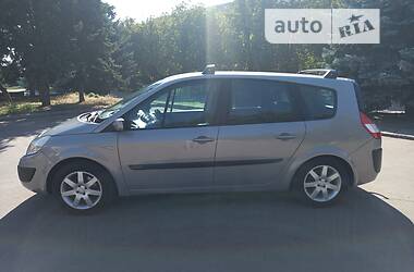 Минивэн Renault Megane Scenic 2005 в 