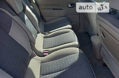 Минивэн Renault Megane Scenic 2005 в 