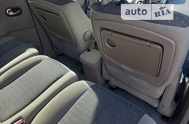 Минивэн Renault Megane Scenic 2005 в 
