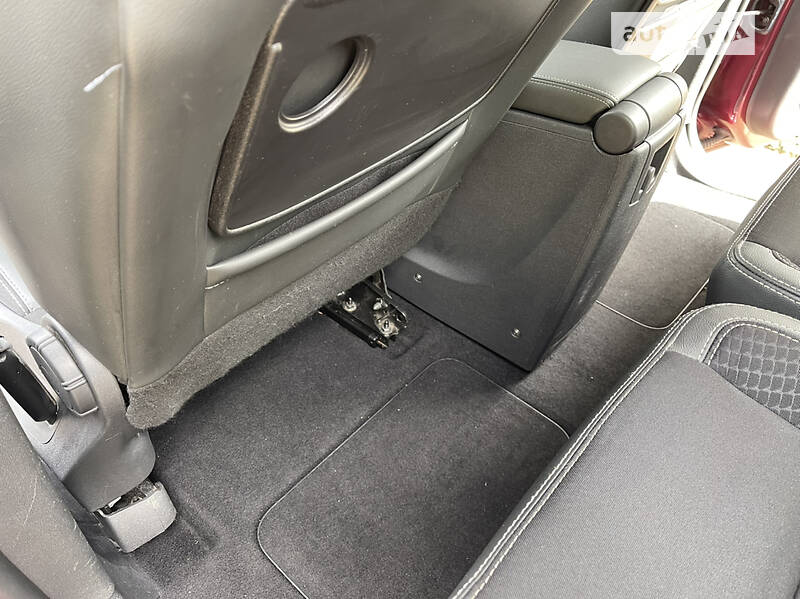 Минивэн Renault Megane Scenic 2015 в Коростышеве