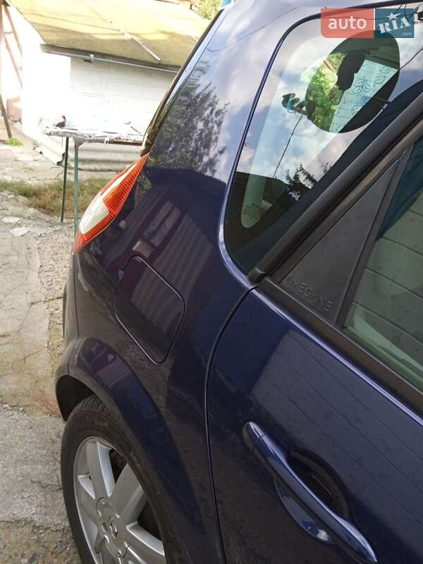 Мінівен Renault Megane Scenic 2005 в Гайвороні