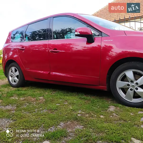 Renault Megane Scenic 2009