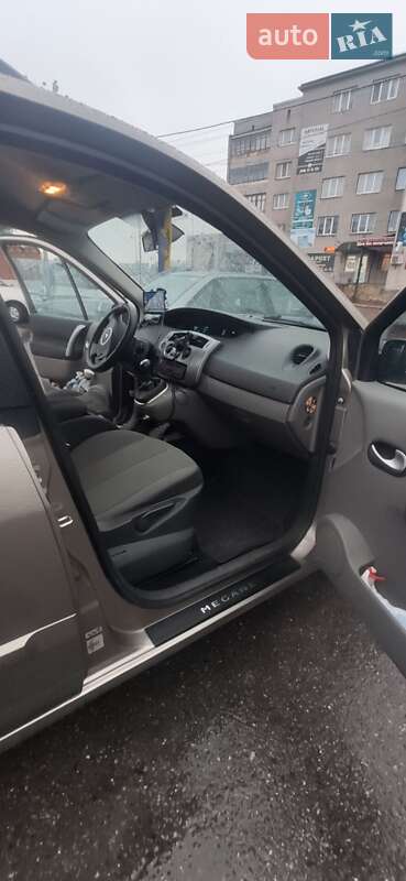 Минивэн Renault Megane Scenic 2008 в Золочеве