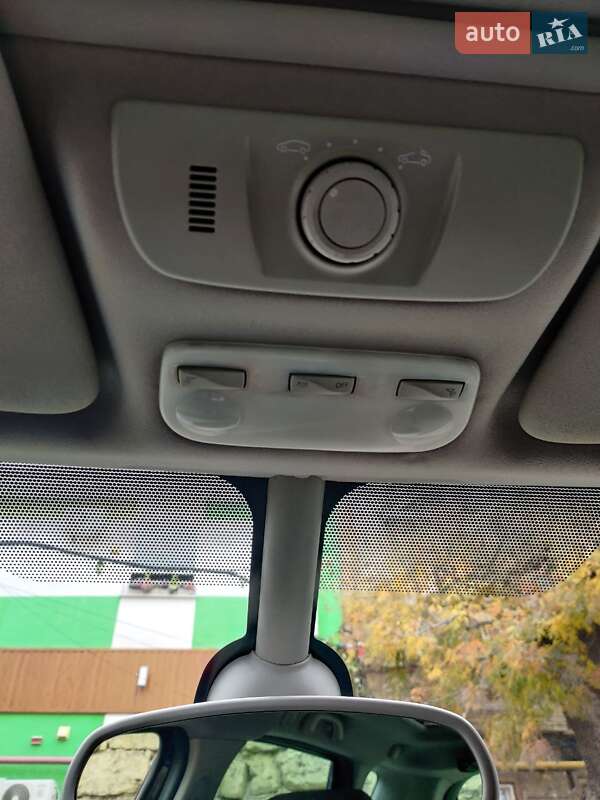 Мінівен Renault Megane Scenic 2013 в Одесі