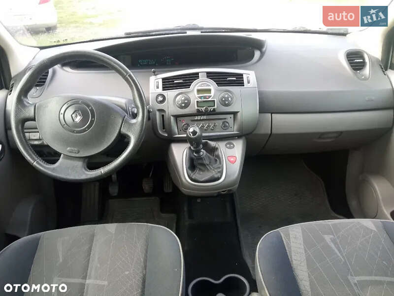 Хетчбек Renault Megane Scenic 2003 в Сумах
