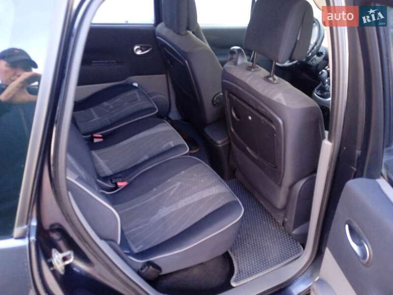 Минивэн Renault Megane Scenic 2005 в Ковеле
